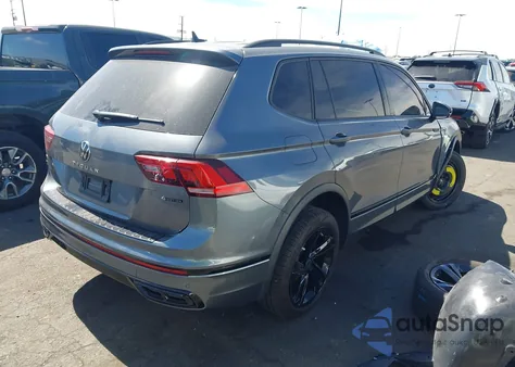 2024 Volkswagen Tiguan 2.0T Se R-Line Black z USA, uszkodzony, nr VIN 3VV8B7AX4RM199583